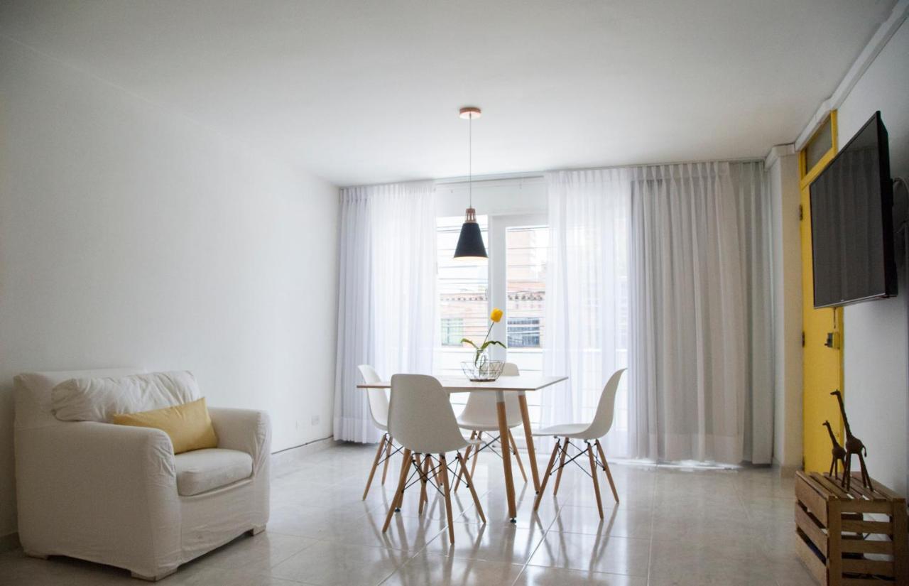 Appartement Aris 201 *